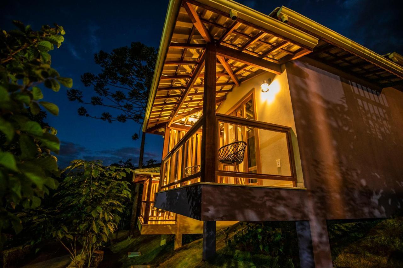 Hospedagem Santa Rita Espera Feliz Екстериор снимка